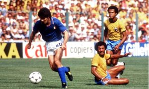 Paolo Rossi trong màu áo tuyển Ý